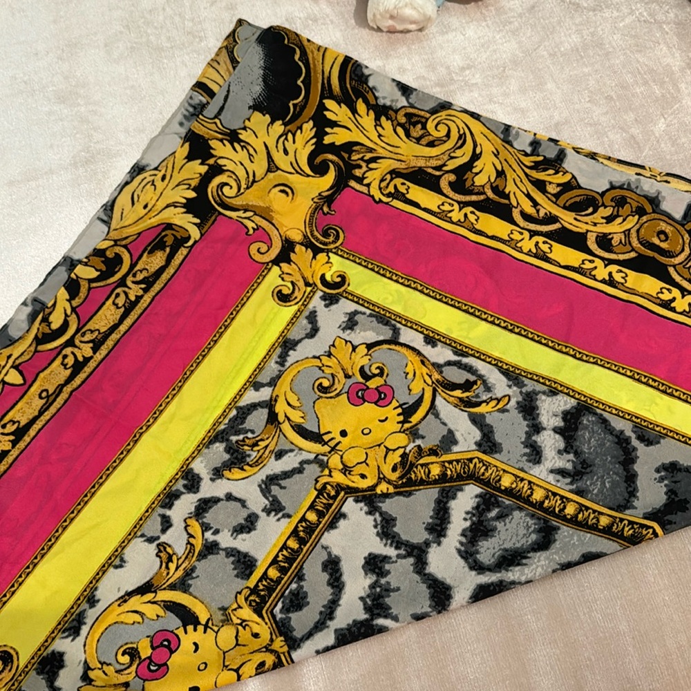 Vintage Pink Leopard Hello Kitty Square Scarf